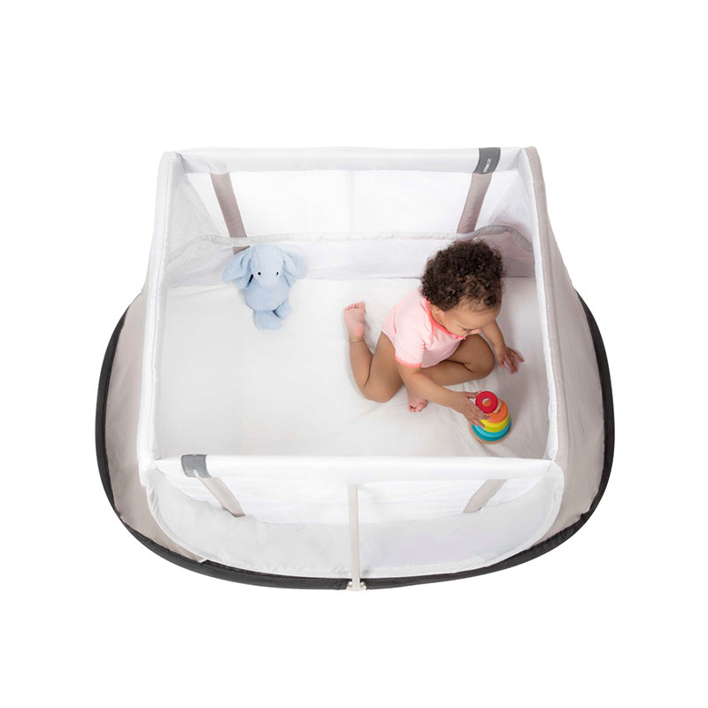 AeroMoov® Prenosna posteljica Sand AeroMoov