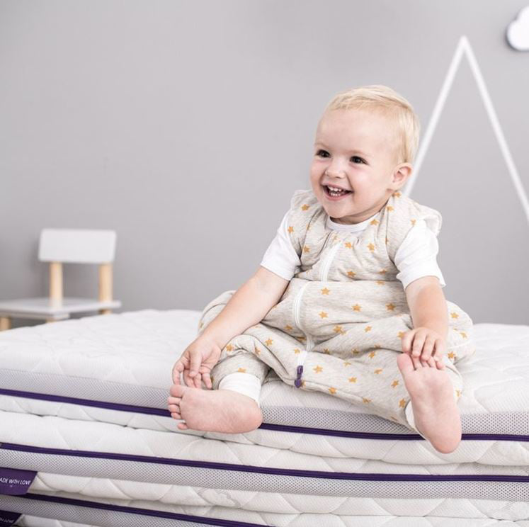 Träumeland® Otroško ležišče Rainbow 140x70 Träumeland