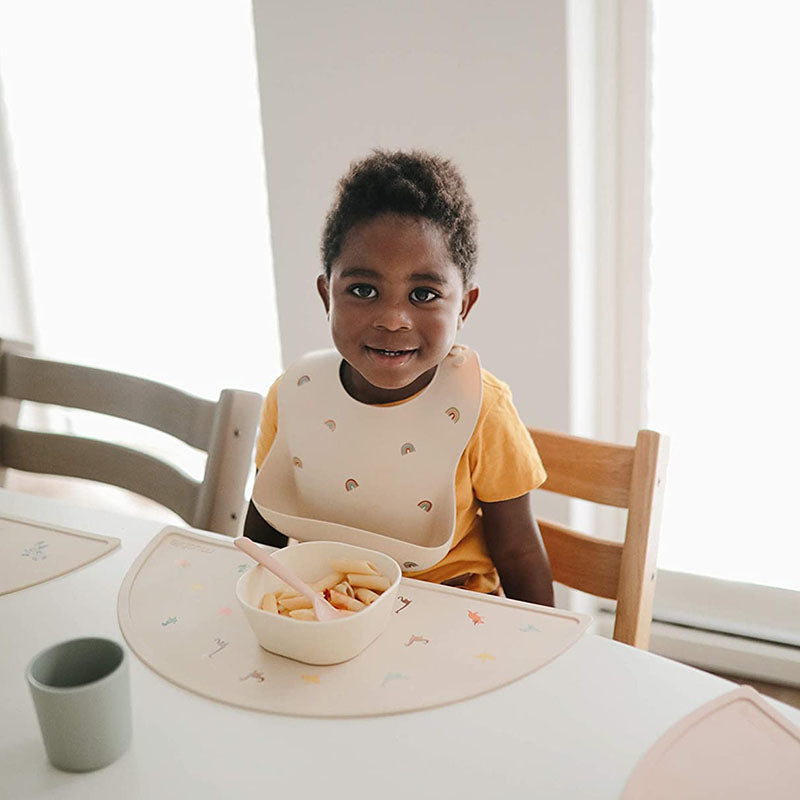 Mushie® Silikonski slinček Cambridge Blue Confetti Mushie