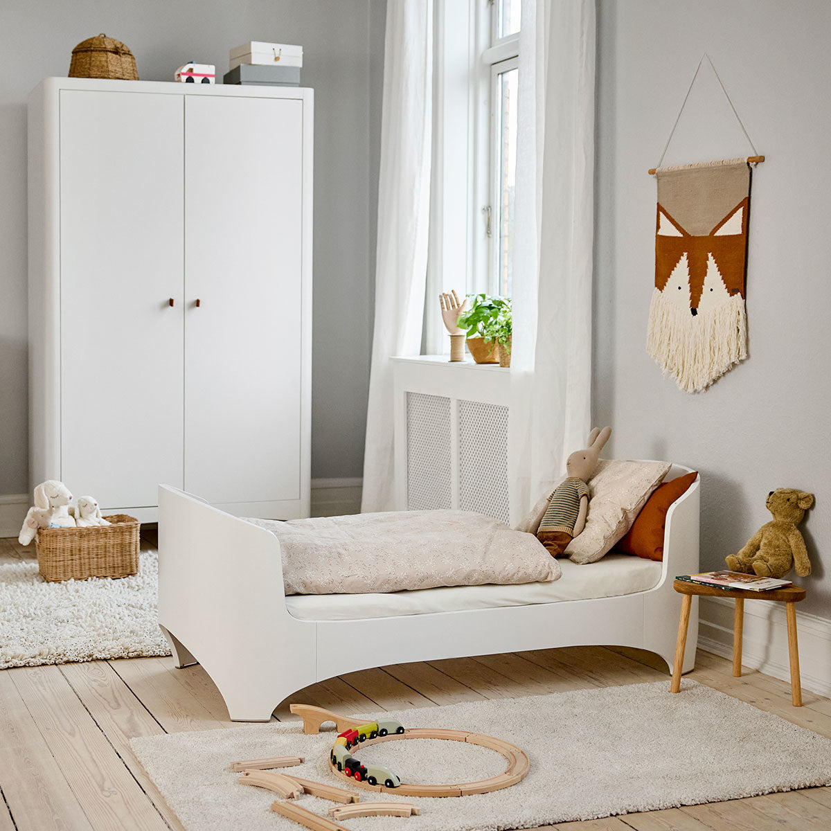 Leander® Otroška posteljica Classic™ Junior 0-7 leta White Leander