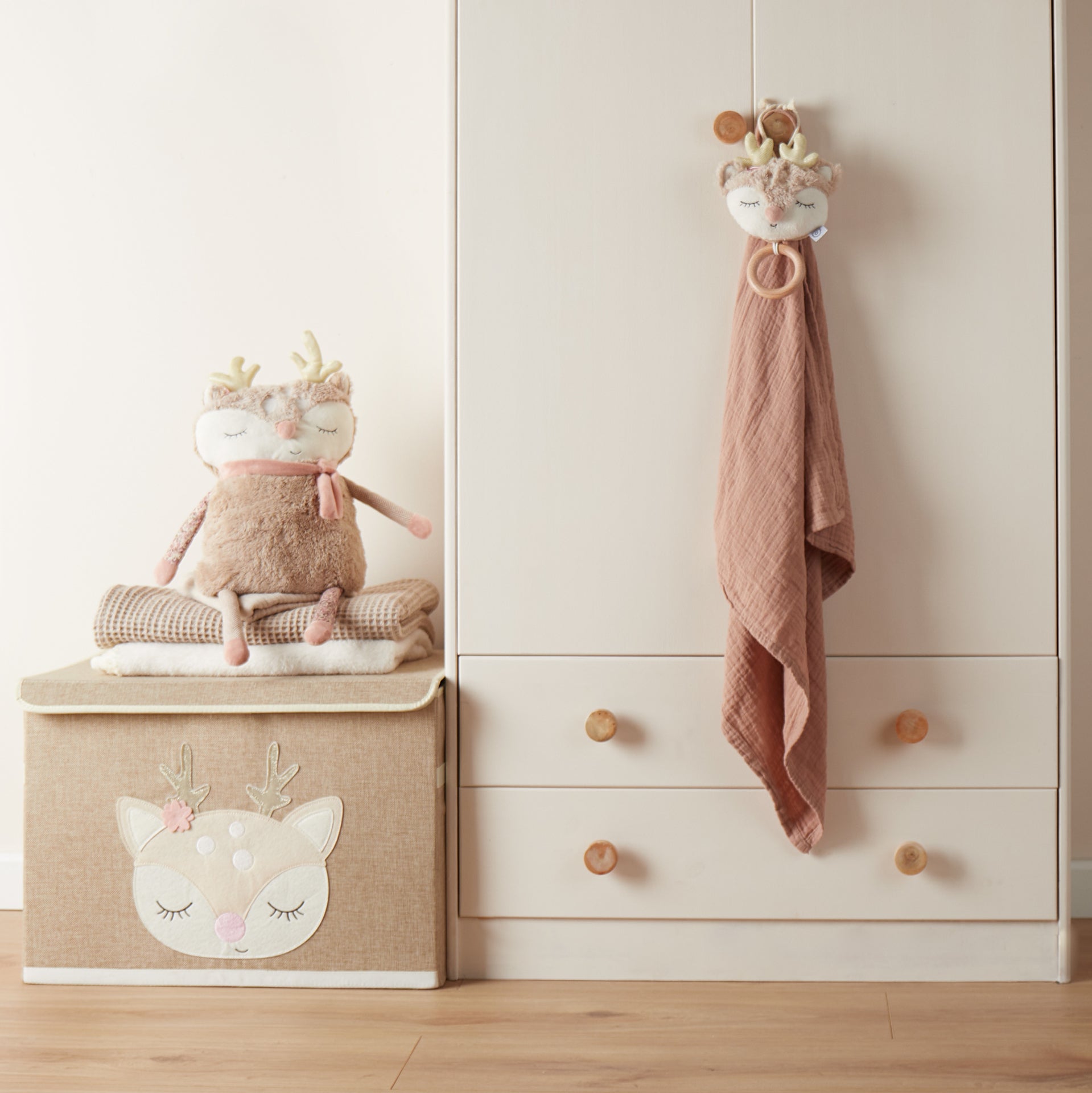 Bieco® Zabojnik za shranjevanje igrač Srnica Bieco