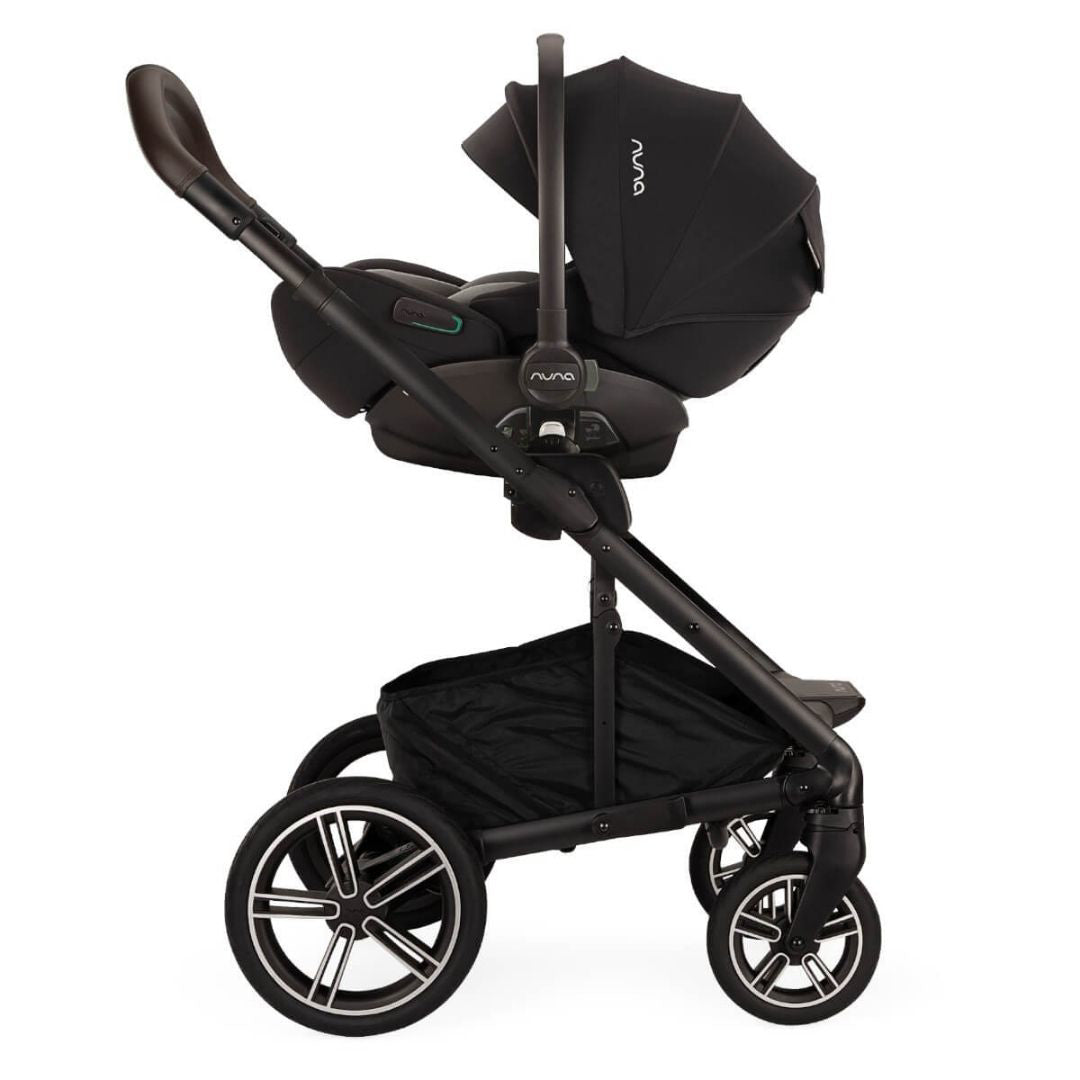 Nuna® Otroški avtosedež Arra™ Flex i-Size 157° (40-87 cm) Caviar Nuna