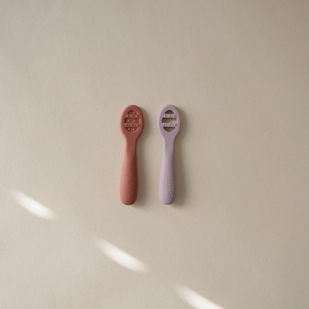 Mushie® Silikonske žličke za hranjenje Rose/Soft Lilac Mushie