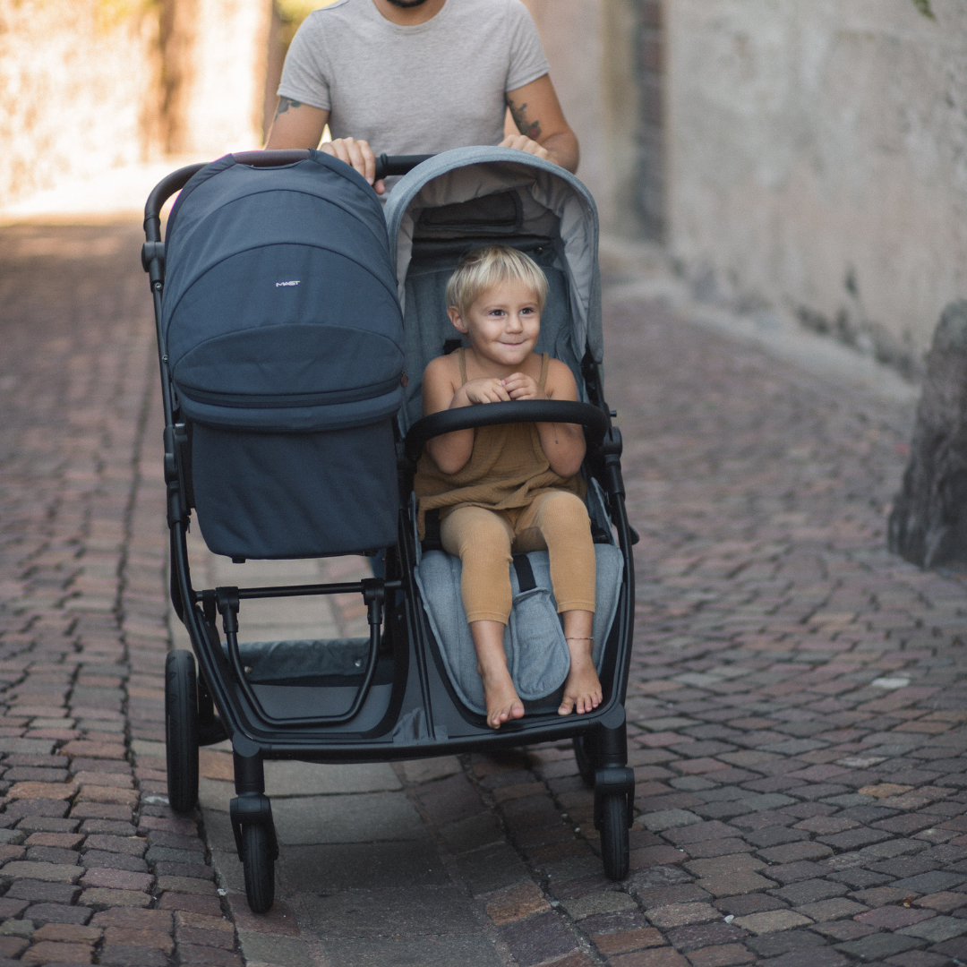 MAST® Otroški voziček TWIN X Blueberry Mast